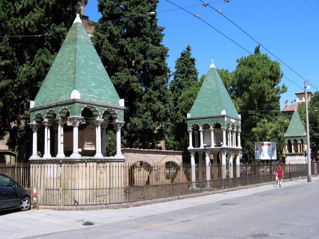 bologna tombe dei glossatori